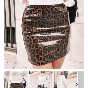 Women’s leopard print mini skirt size small NWOT